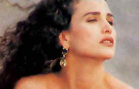 andie macdowell 2.jpg